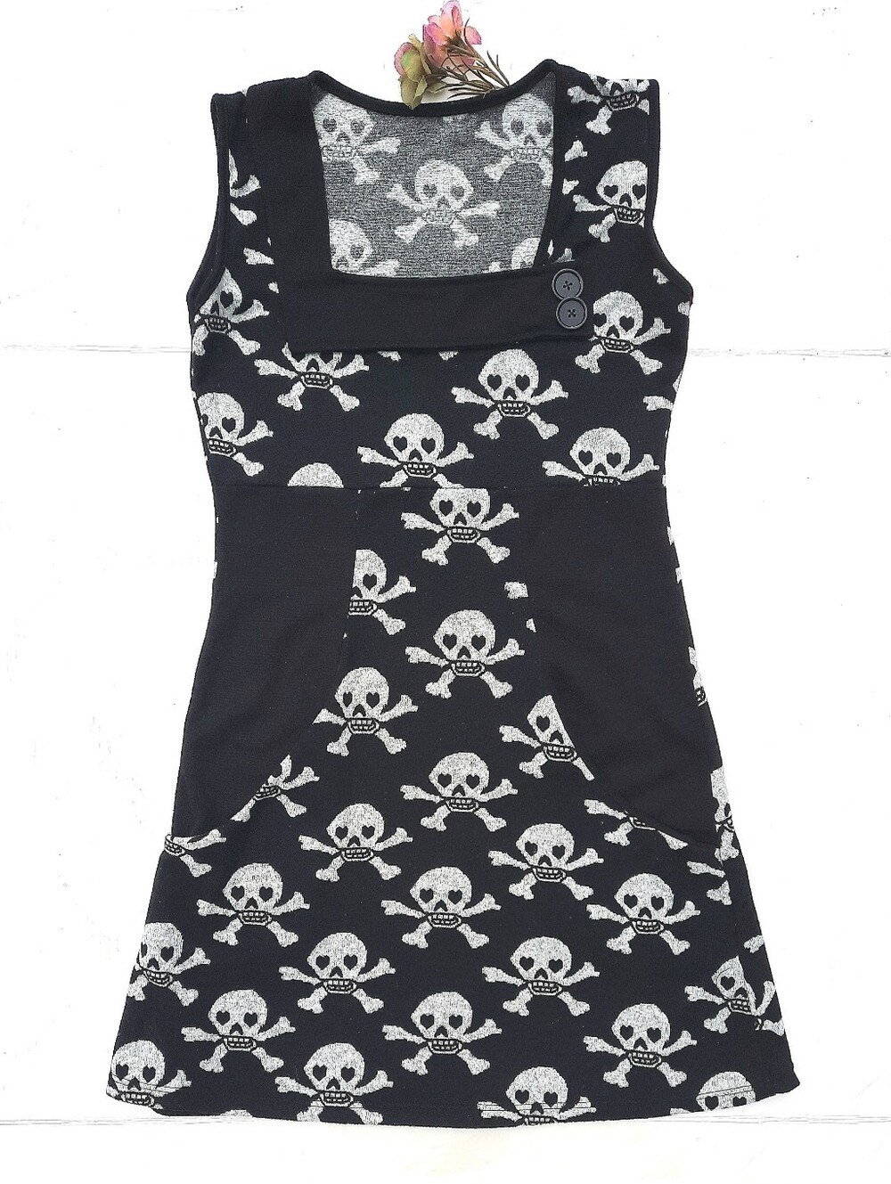 ☠️ Black & Grey Dress, Soft 'n Fuzzy, Very Light, Pockets, Square Neck